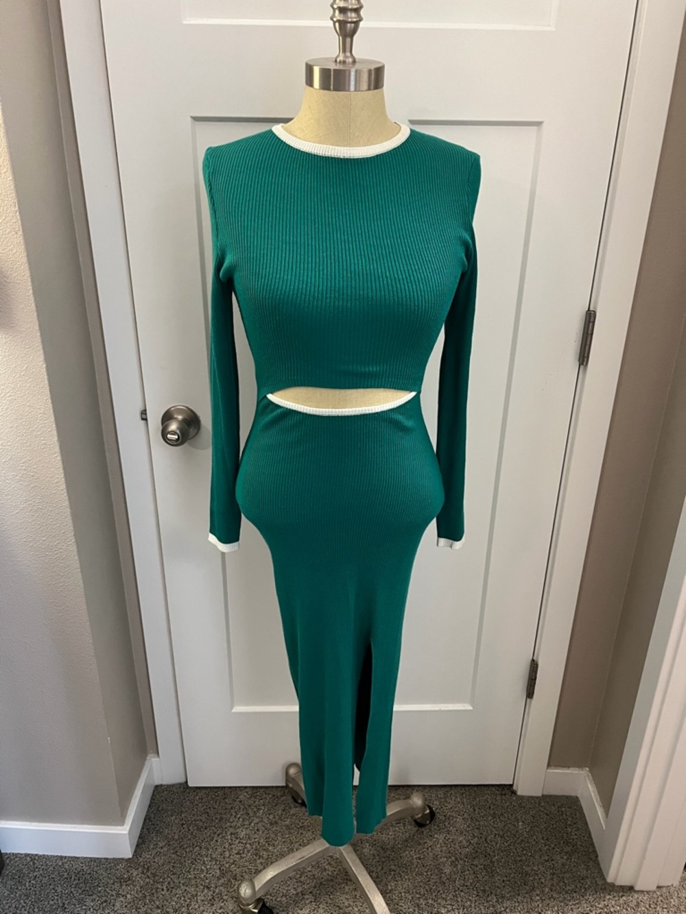 Long-Sleeve Ribbed Cutout Midi Dress